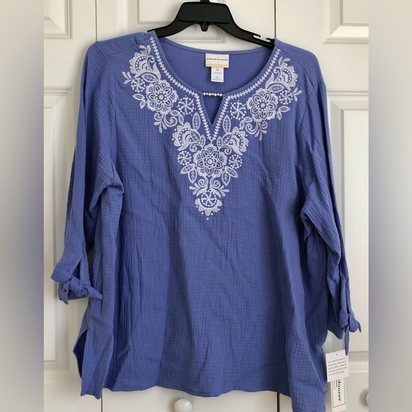 Alfred Dunner Women's Top Plus Size 2X Keyhole Neck Embroidered, Pullover, Tunic - Picture 2 of 7